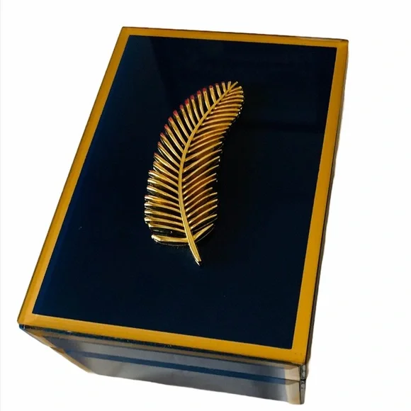 Blue Glass Jewelry keepsake Box, With Gold Trim - Picture 2 of 5